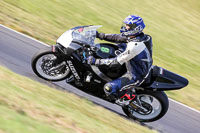 brands-hatch-photographs;brands-no-limits-trackday;cadwell-trackday-photographs;enduro-digital-images;event-digital-images;eventdigitalimages;no-limits-trackdays;peter-wileman-photography;racing-digital-images;trackday-digital-images;trackday-photos